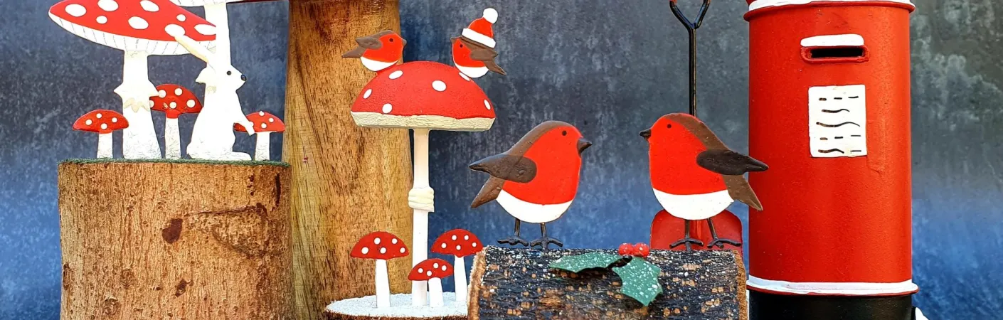 Robins Christmas decorations