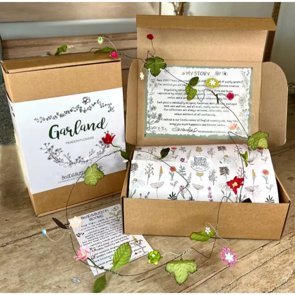 Floral gift birthday anniversary 
