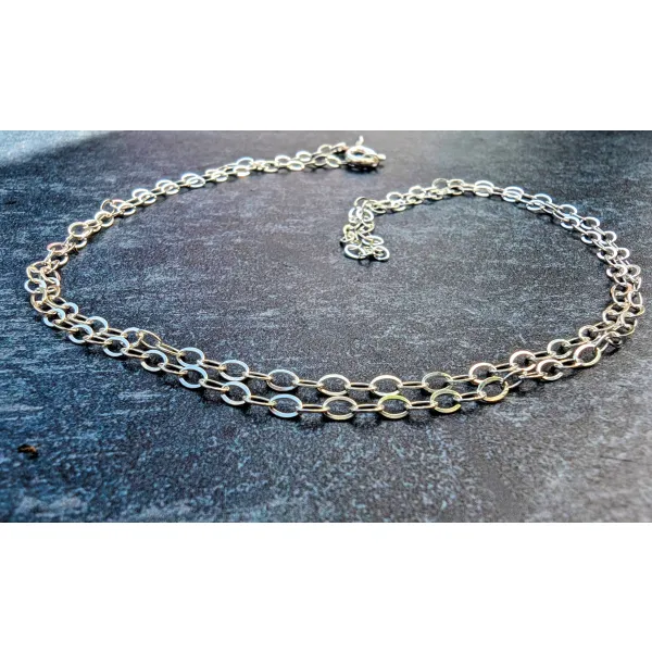 Sparkling silver chain 