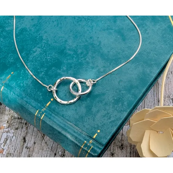 Eternity pendant silver necklace