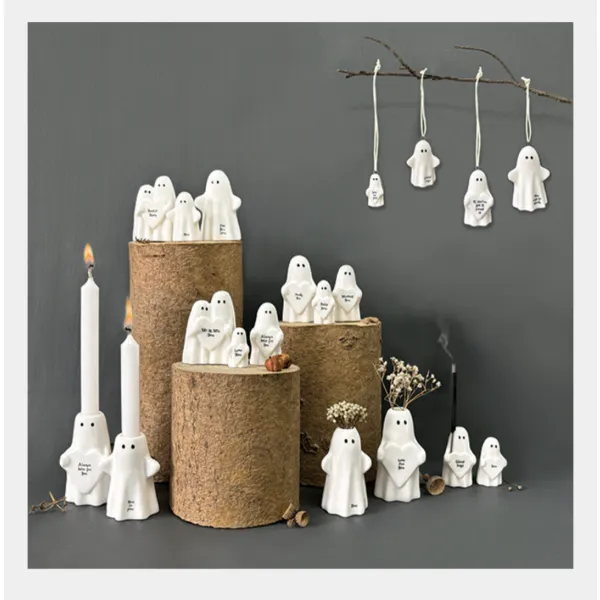 East India porcelain white ghosts