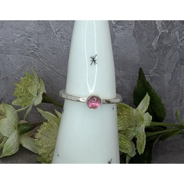 Pink tourmaline cabochon ring