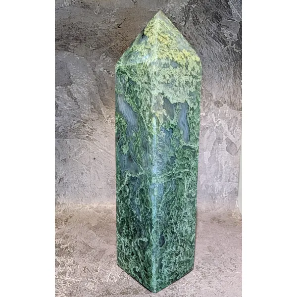 Therapy room natural green crystal 