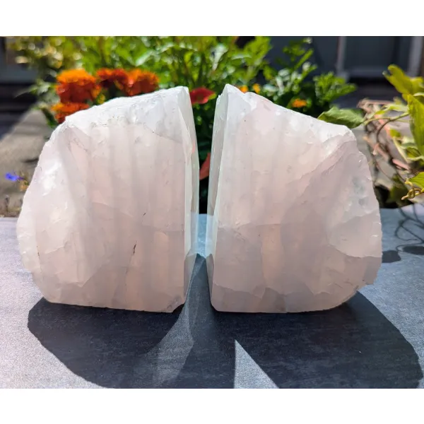 Crystal mineral shop bookends Tamworth