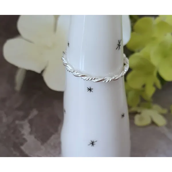 double twisty spacer ring