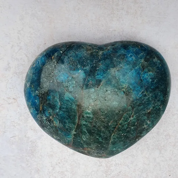 Apatite Heart - Large