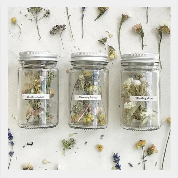 pretty little gift mum friend